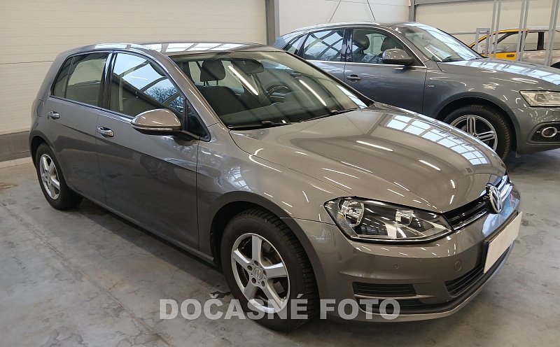 Volkswagen Golf 1.2tsi 