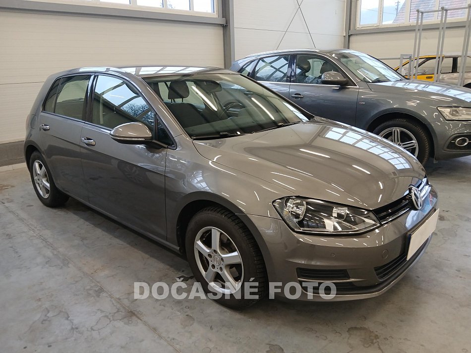 Volkswagen Golf 1.2tsi 