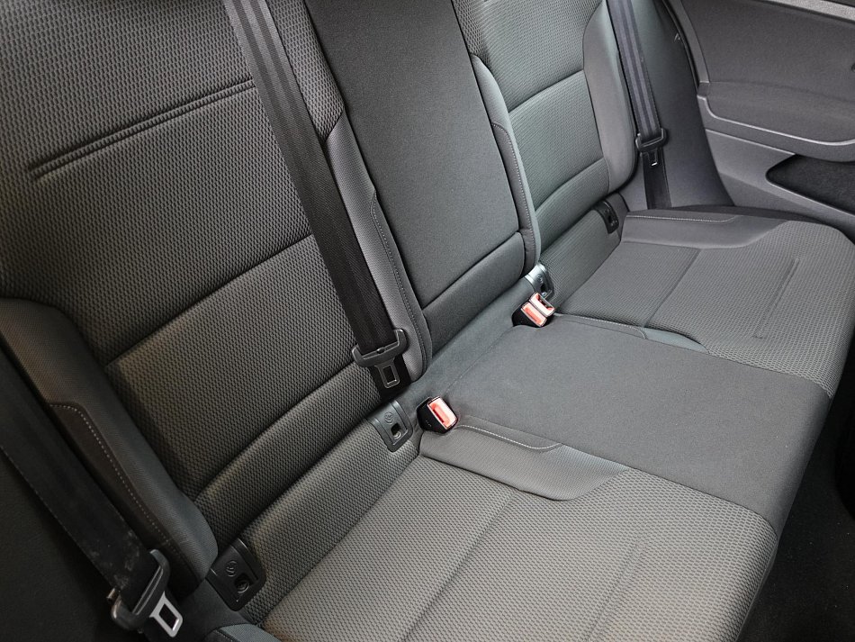 Volkswagen Golf 1.2TSi 