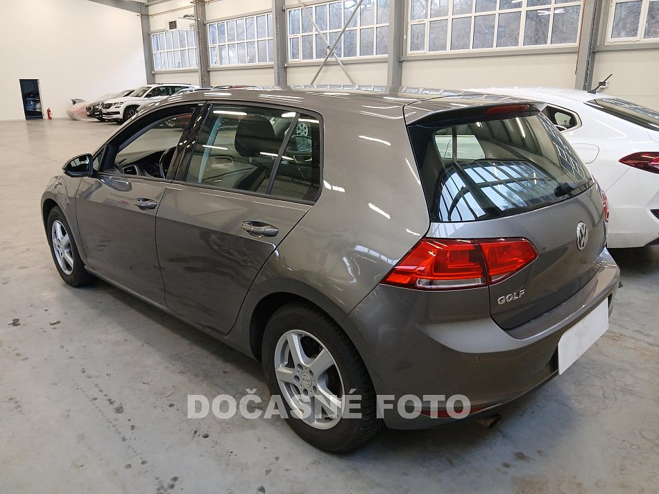 Volkswagen Golf 1.2tsi 