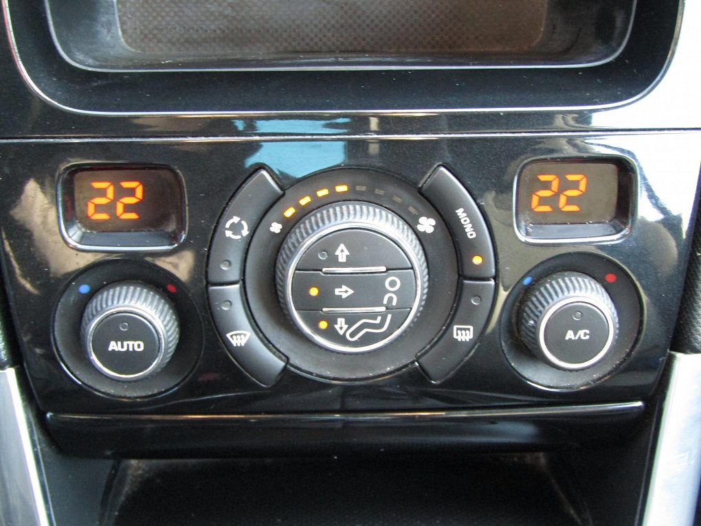 Peugeot 308 2.0 HDi 