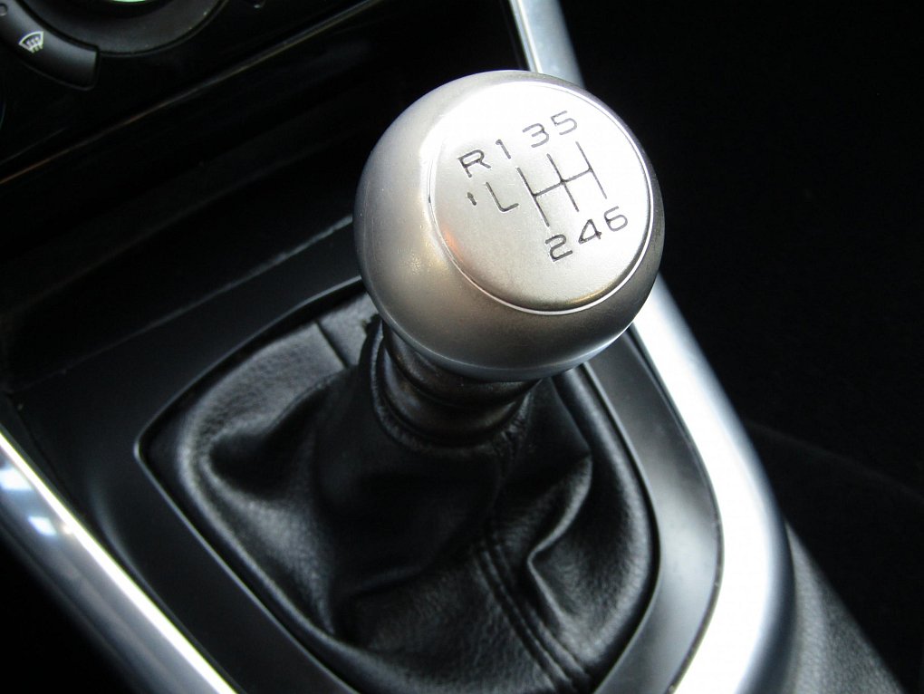 Peugeot 308 2.0 HDi 