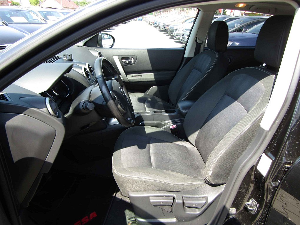 Nissan Qashqai 2.0 16V 