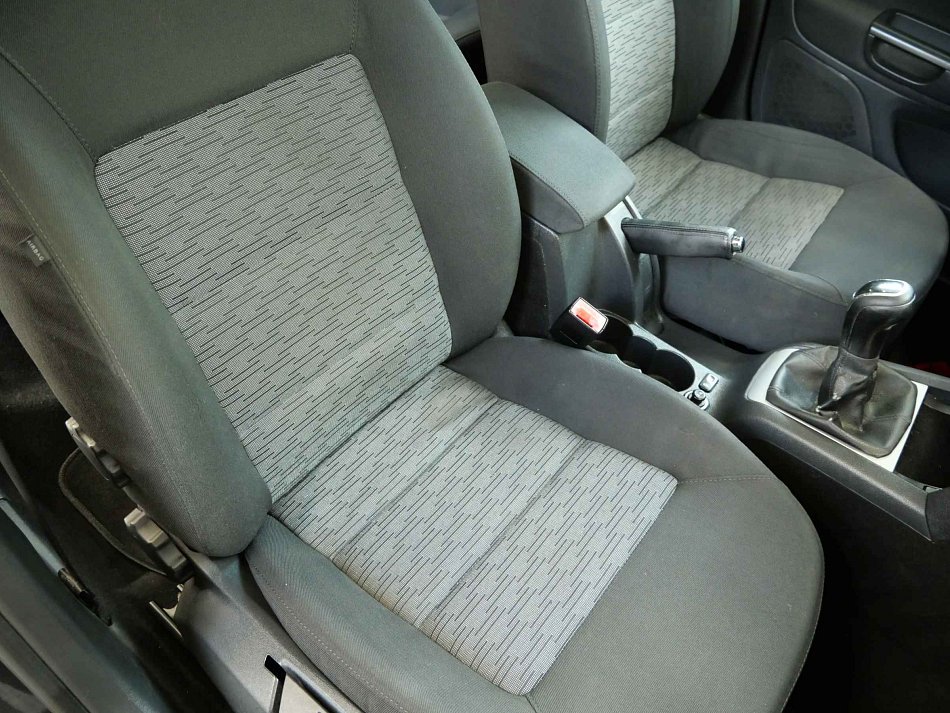 Škoda Octavia II 1.6 TDi 