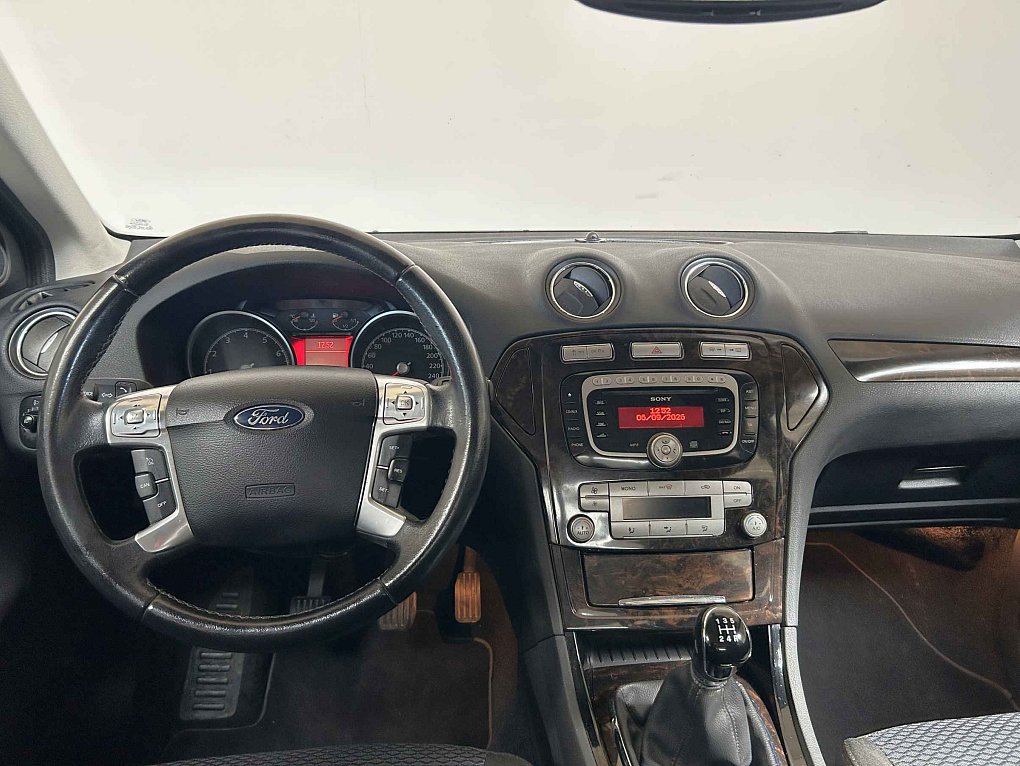 Ford Mondeo 2.0 16V 