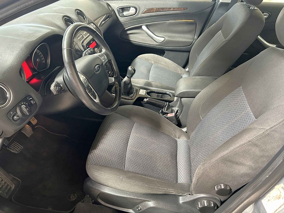 Ford Mondeo 2.0 16V 