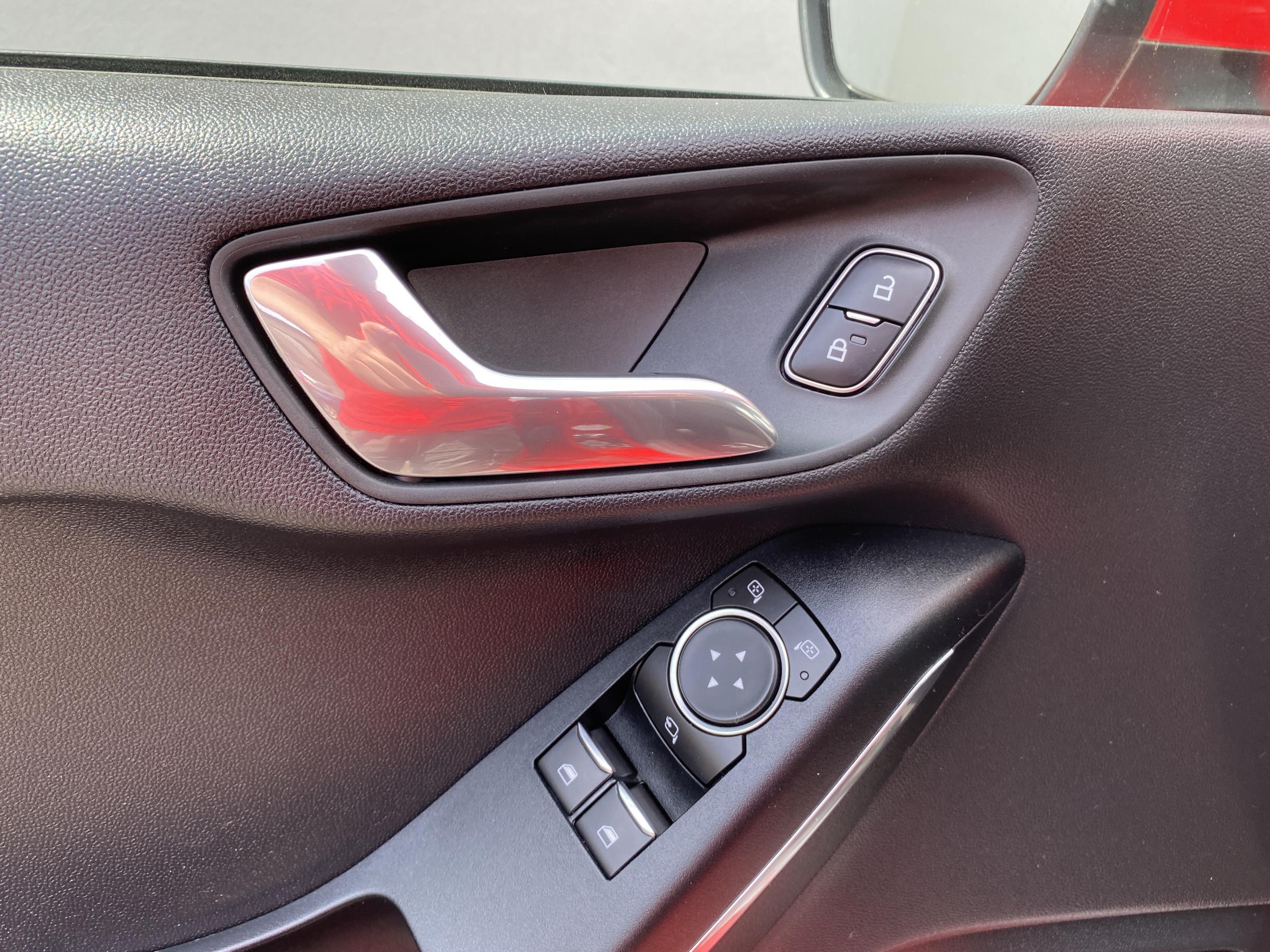 Ford Fiesta, 2017 - pohled č. 16