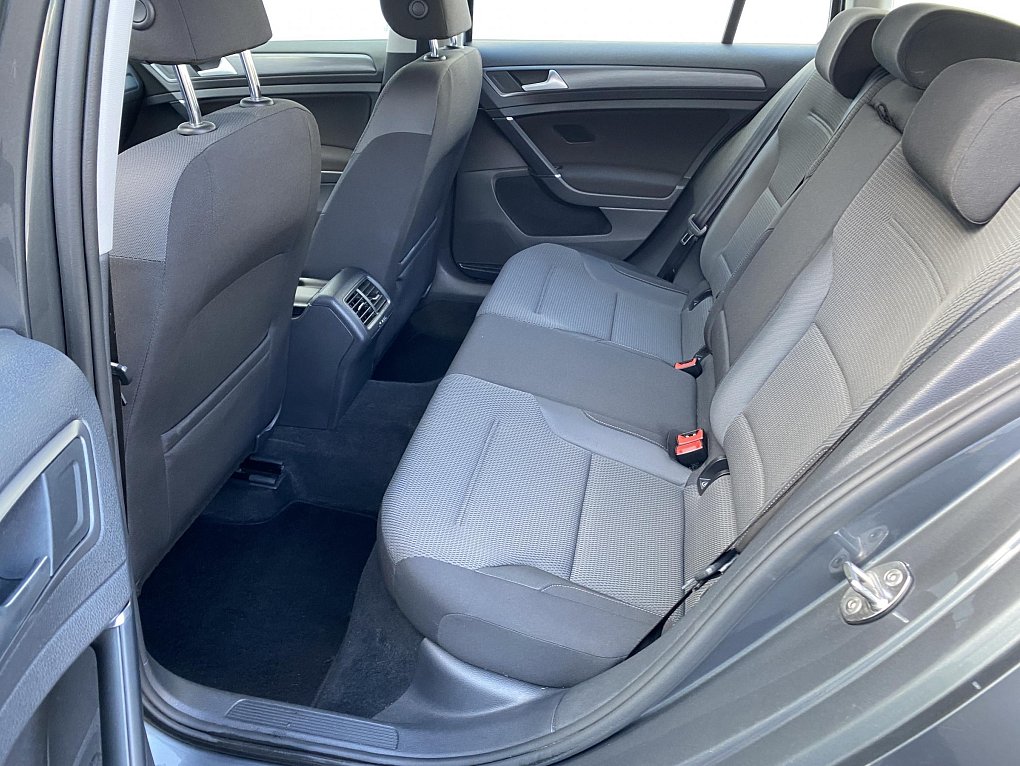 Volkswagen Golf 1.6TDi 