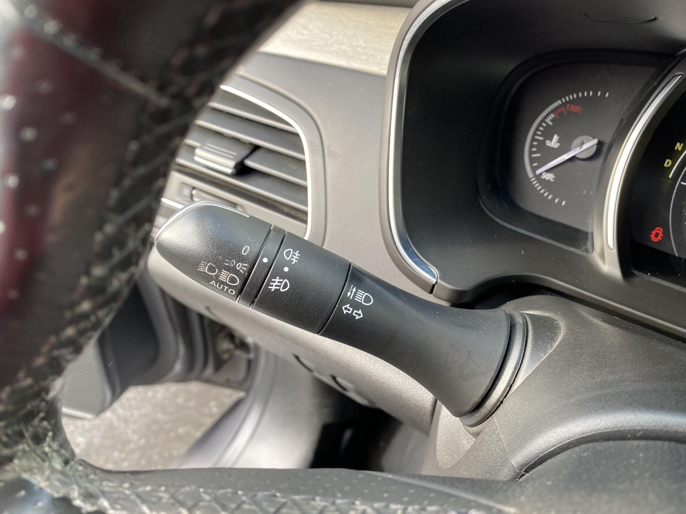 Renault Talisman, 2016 - pohled č. 15