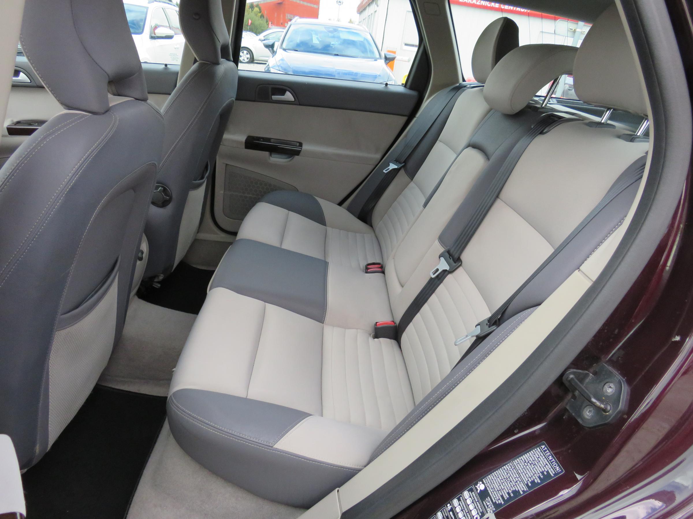 Volvo V50, 2006 - pohled č. 10