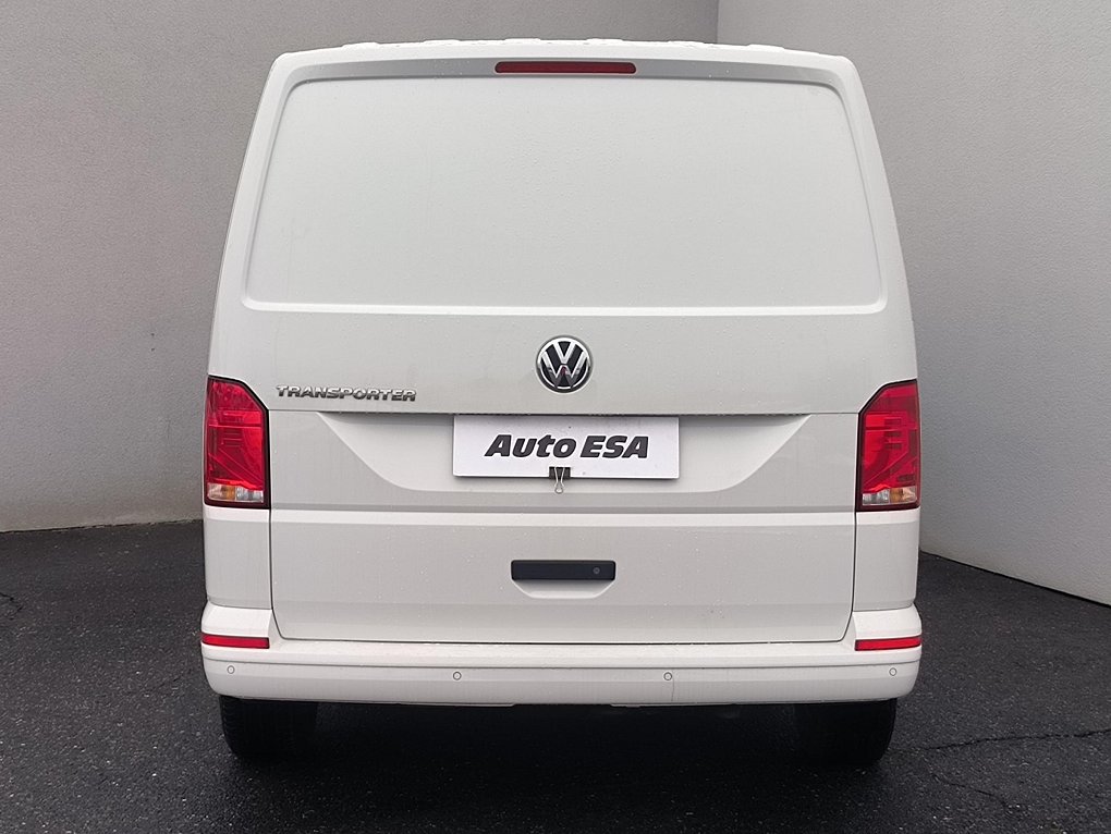 Volkswagen Transporter 2.0TDi  L2H1 T6.1