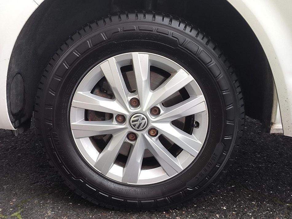 Volkswagen Transporter 2.0TDi  L2H1 T6.1