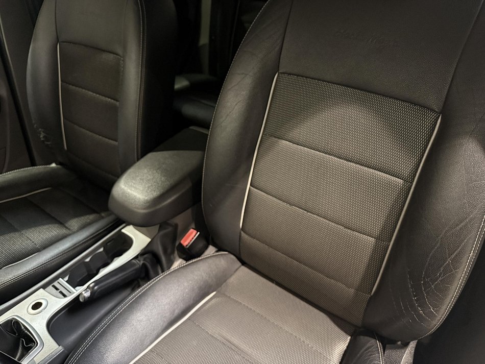 Ford Focus 1.6i BlackMagic