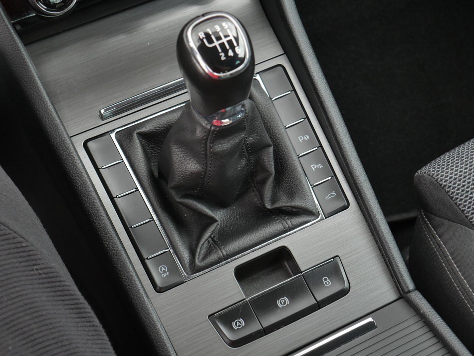 Škoda Superb III 1.5 TSi Style