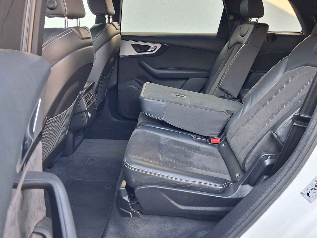 Audi Q7 3.0 TDi S-line quattro
