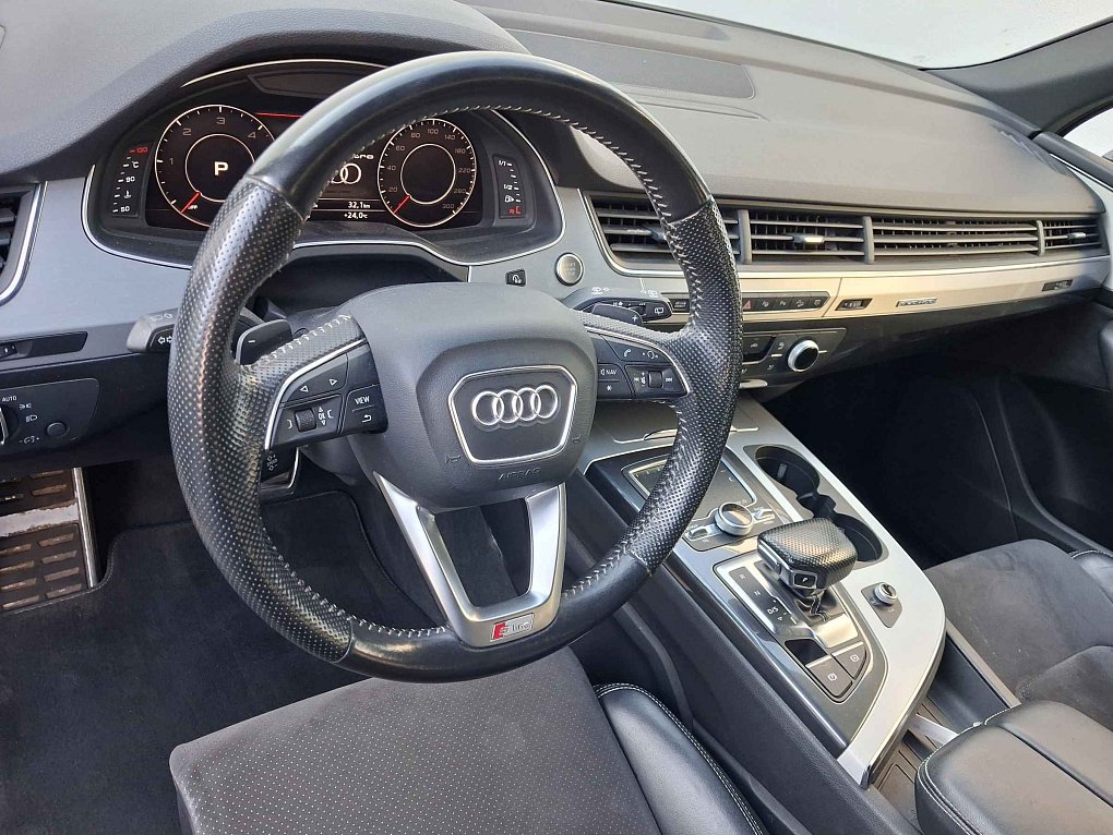 Audi Q7 3.0 TDi S-line quattro