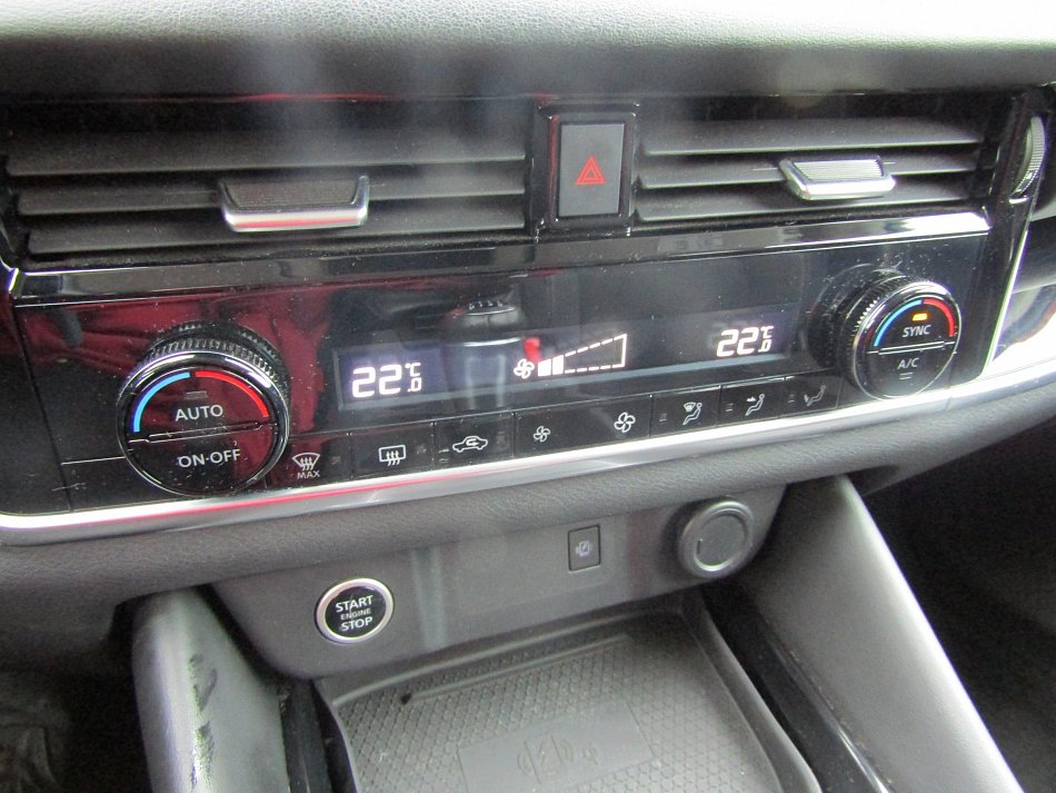 Nissan Qashqai 1.3 DIG-T 