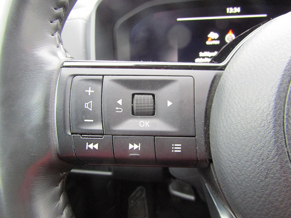 Nissan Qashqai 1.3 DIG-T 