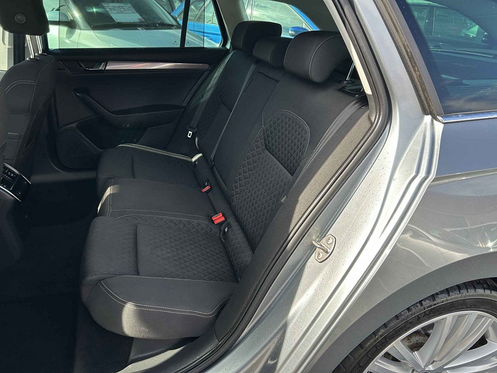 Škoda Superb III 2.0 TDi Style 4x4
