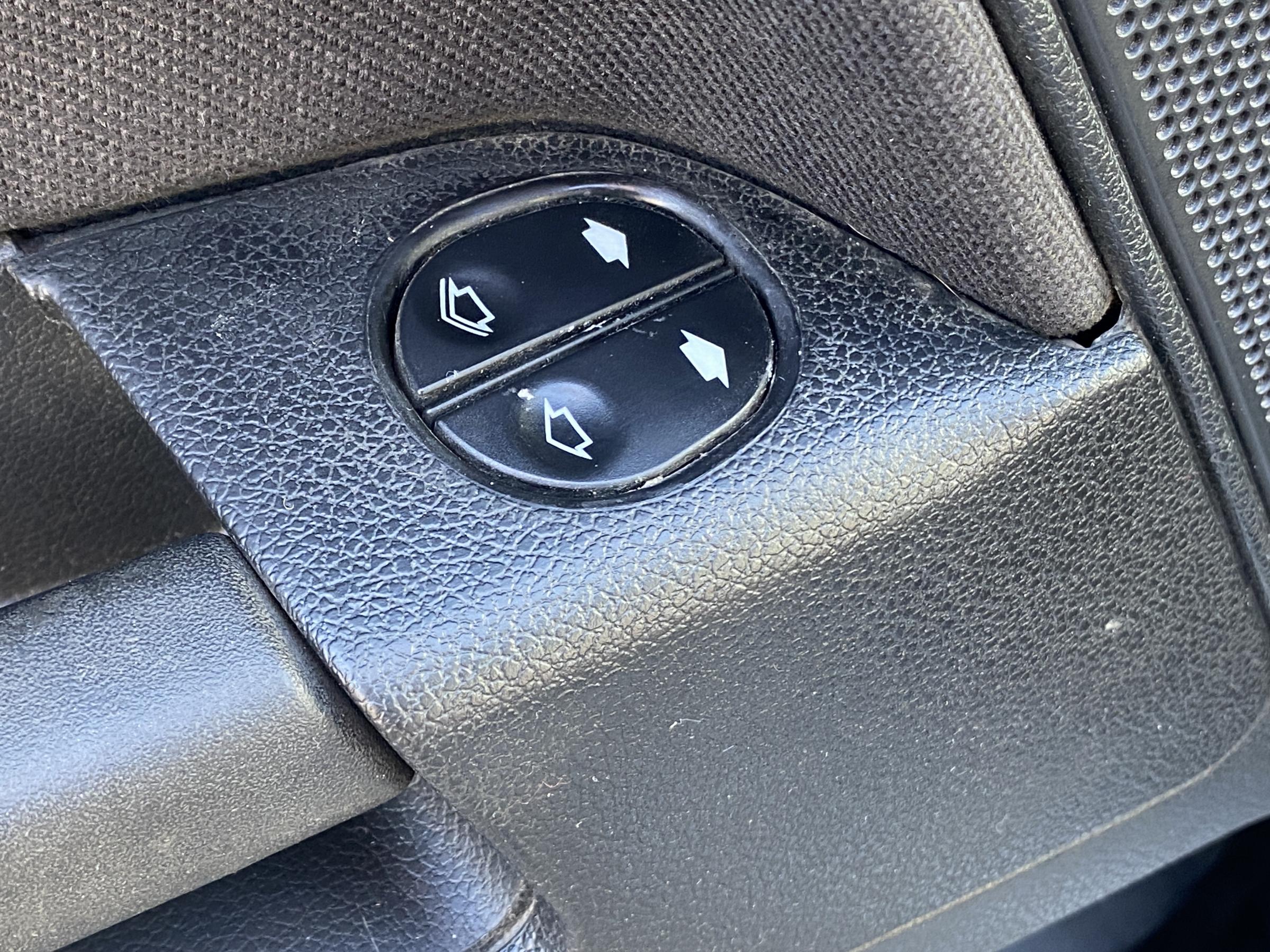 Ford Fusion, 2009 - pohled č. 12