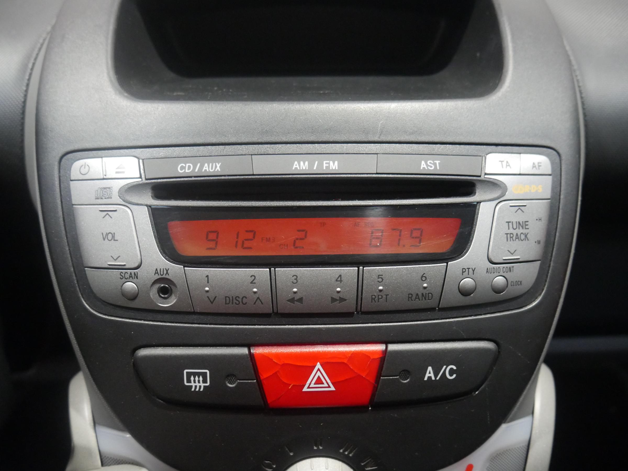 Peugeot 107, 2008 - pohled č. 15