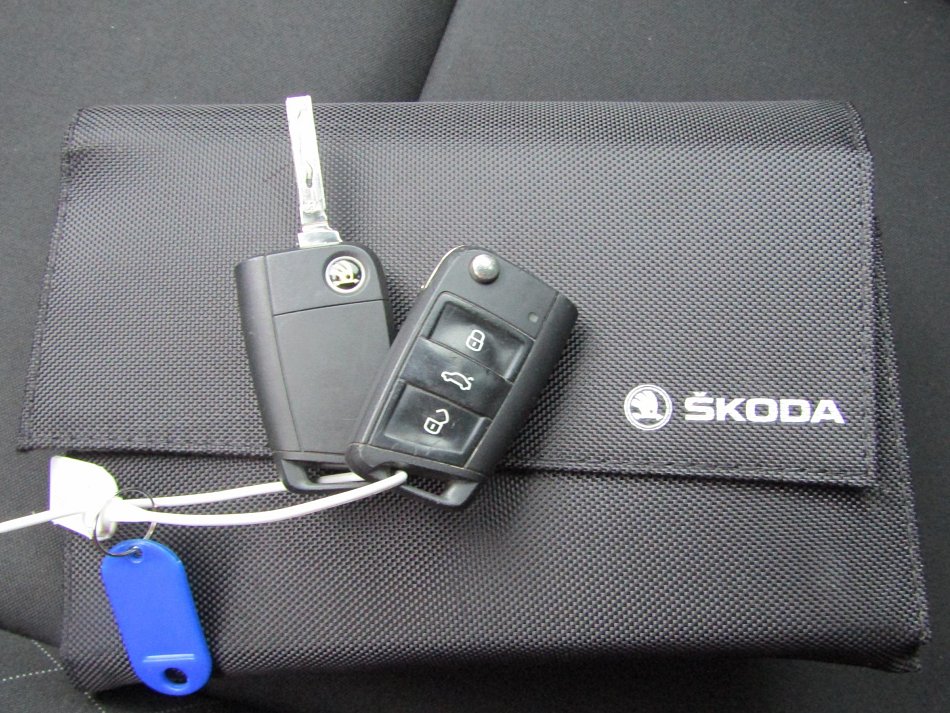 Škoda Karoq 1.0 TSi Ambition