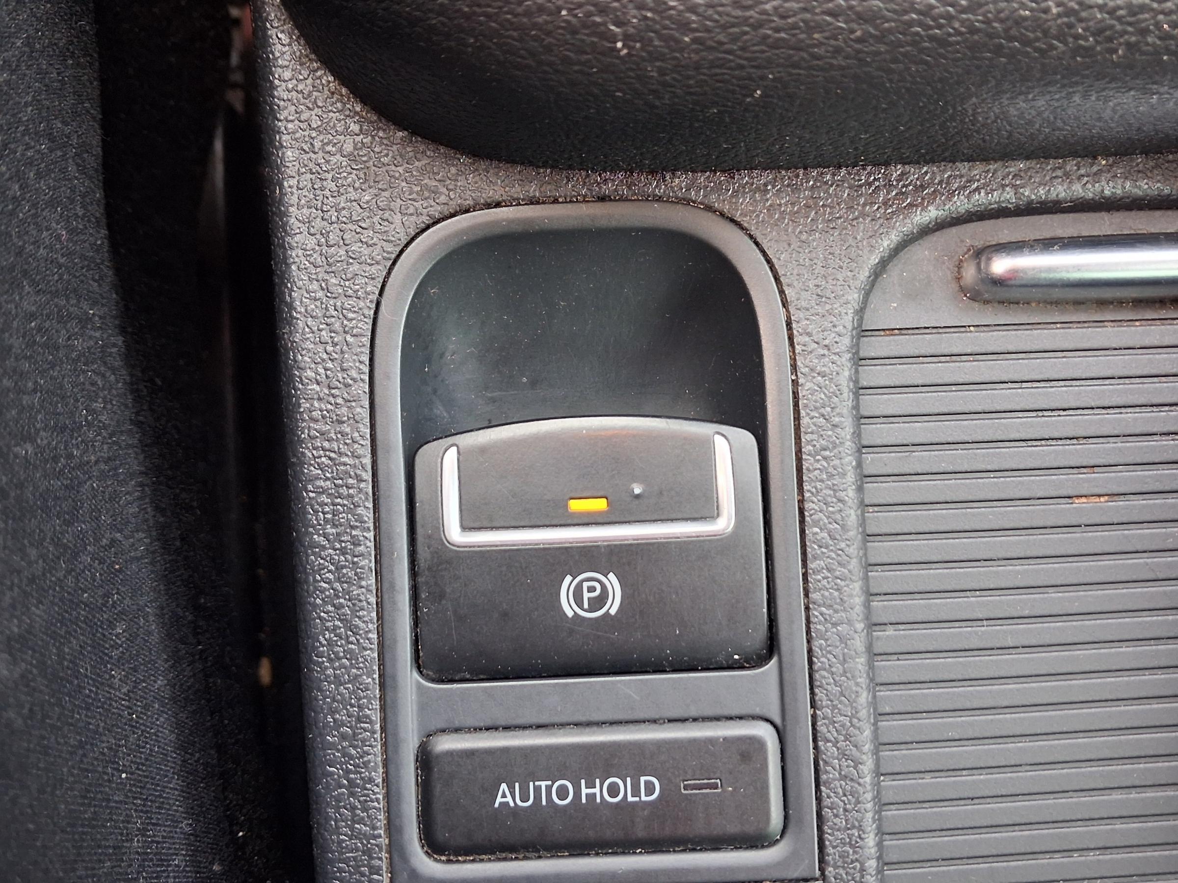 Volkswagen Tiguan, 2011 - pohled č. 17