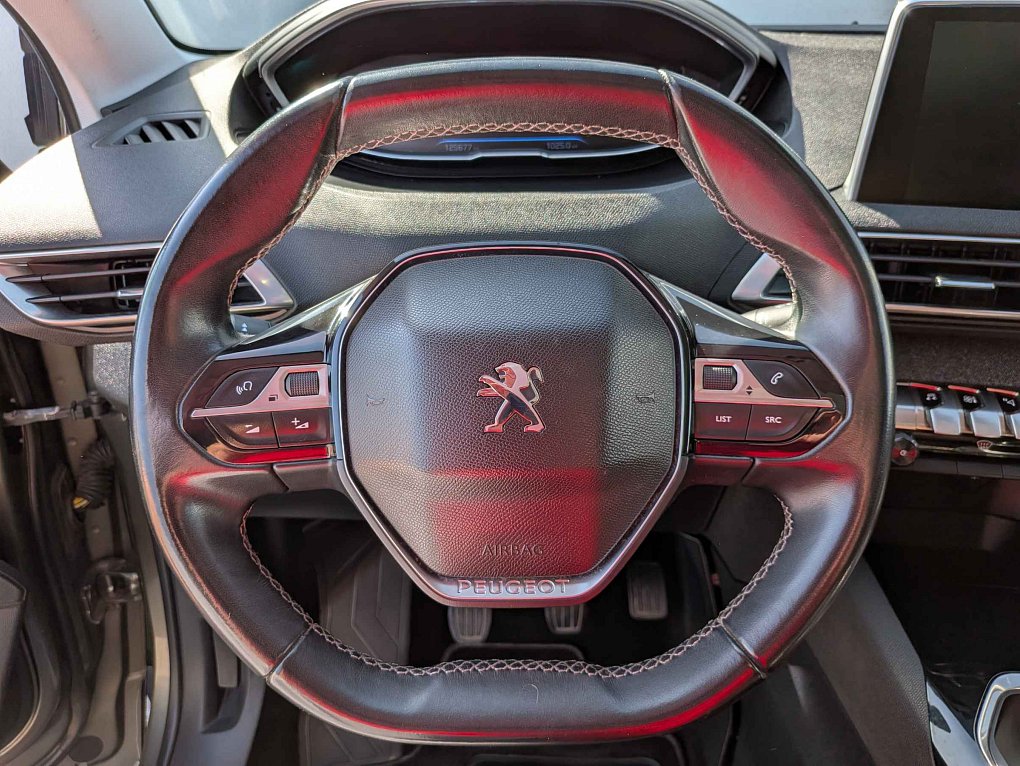 Peugeot 5008 1.2PT 