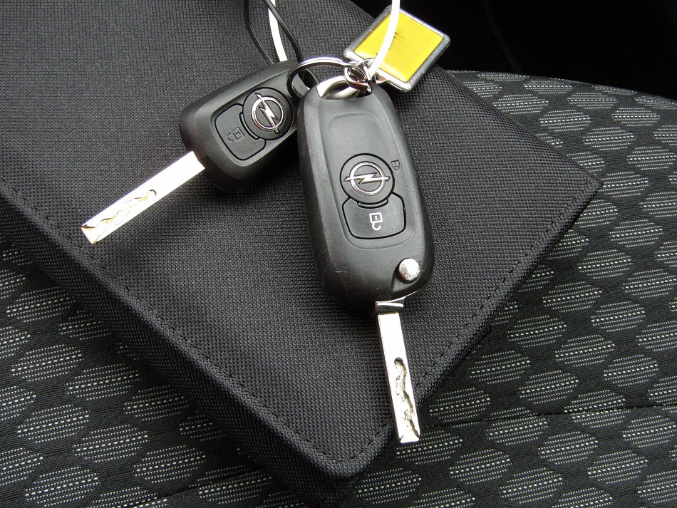 Opel Astra 1.6 CDTi 