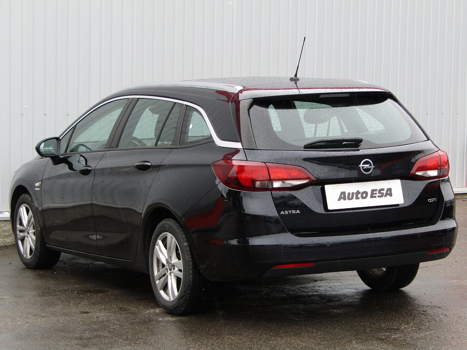 Opel Astra 1.6 CDTi 