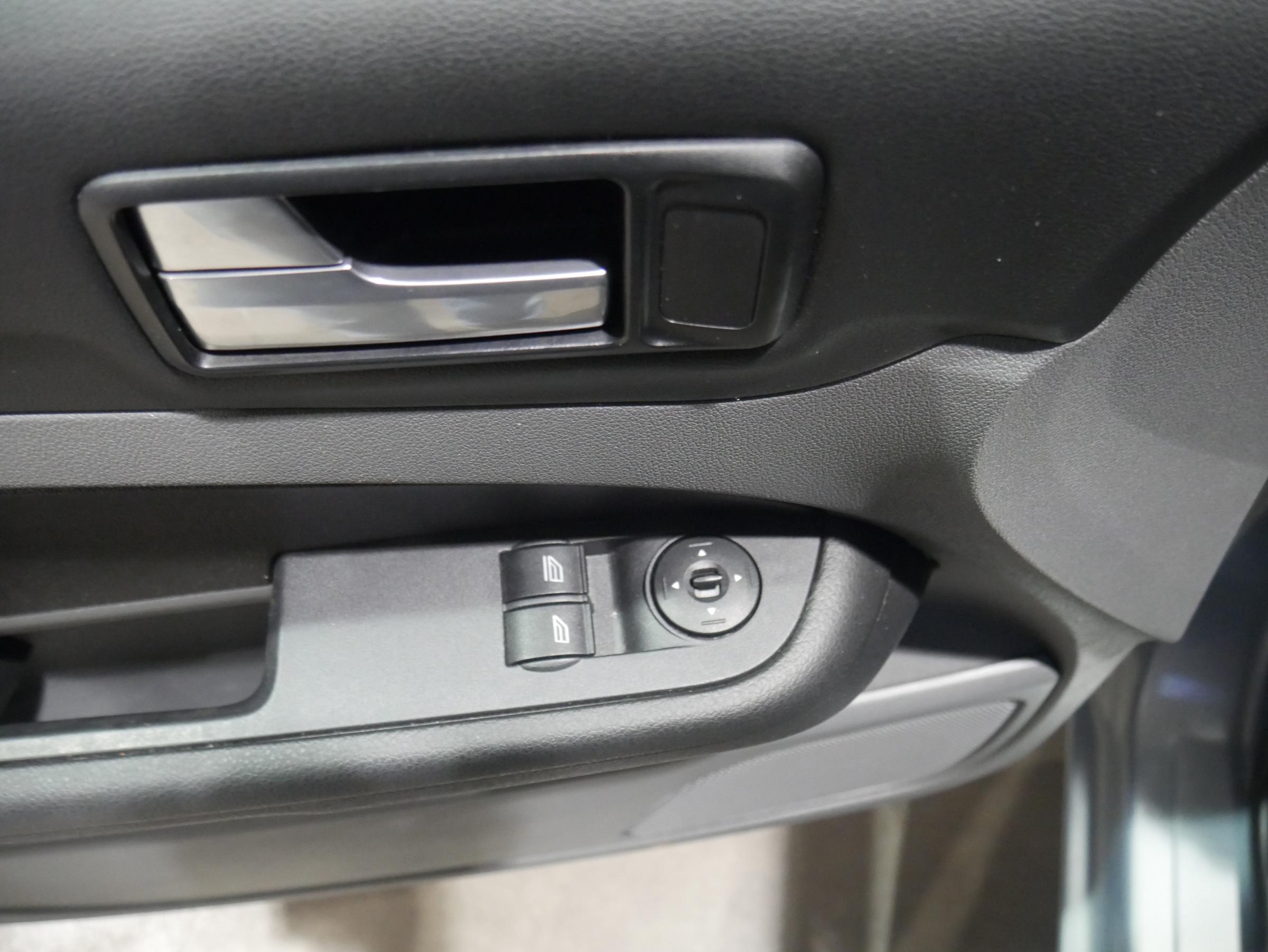 Ford Focus, 2008 - pohled č. 11