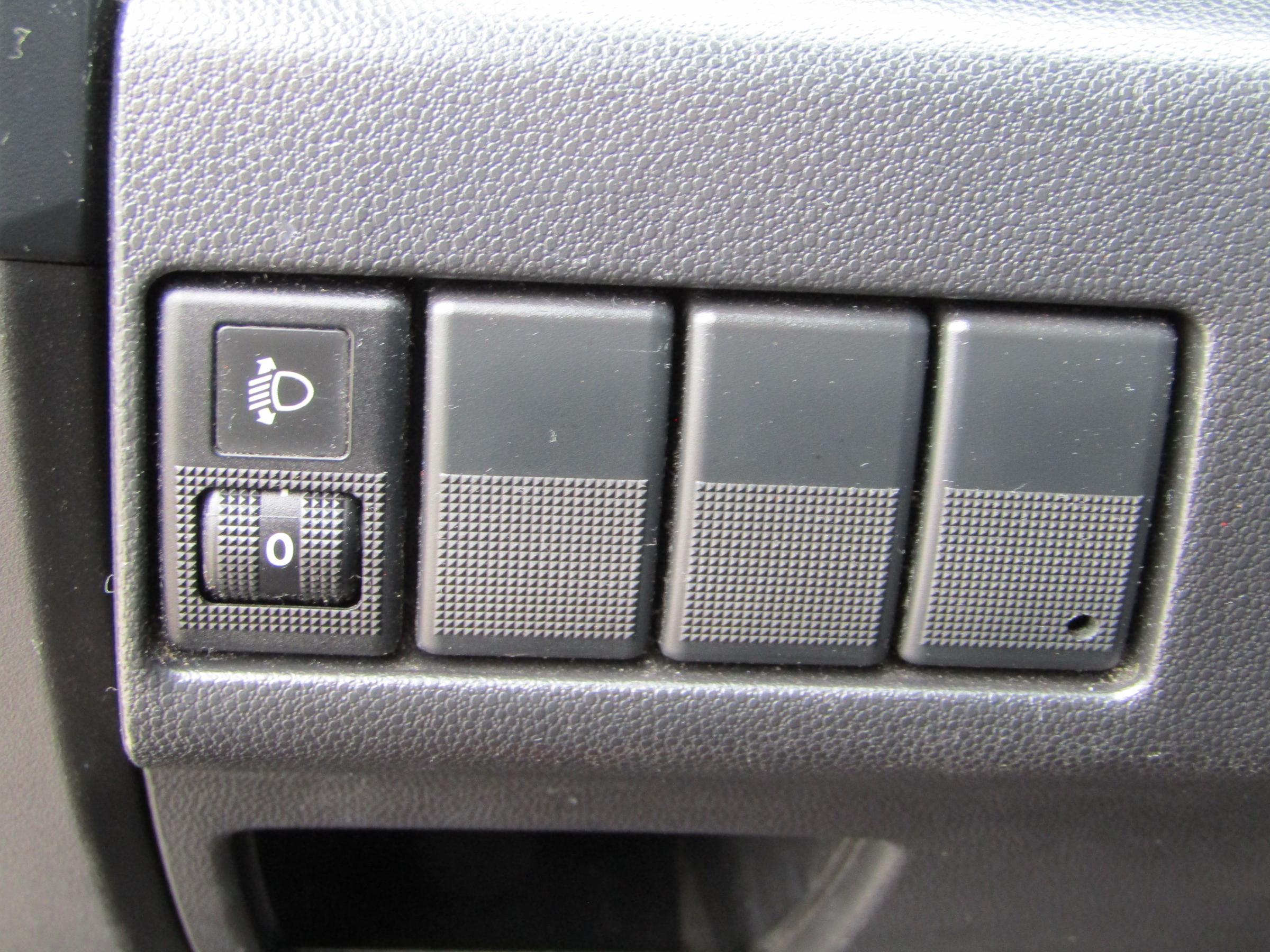 Mazda 5, 2010 - pohled č. 20