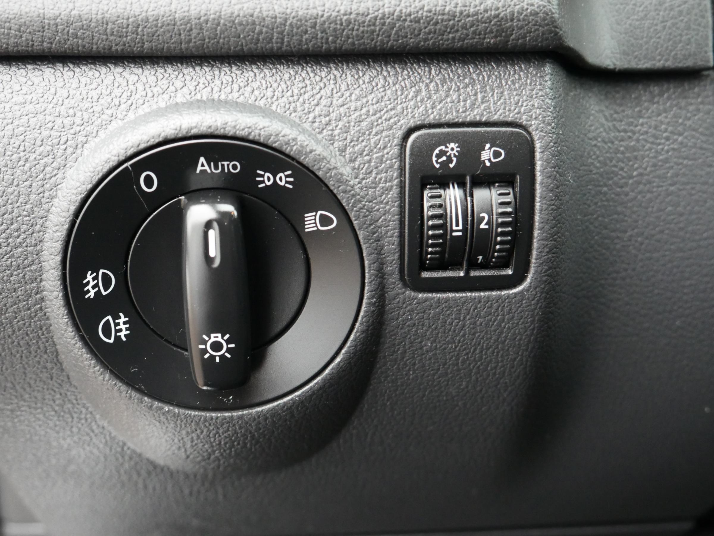 Volkswagen Golf Plus, 2008 - pohled č. 14