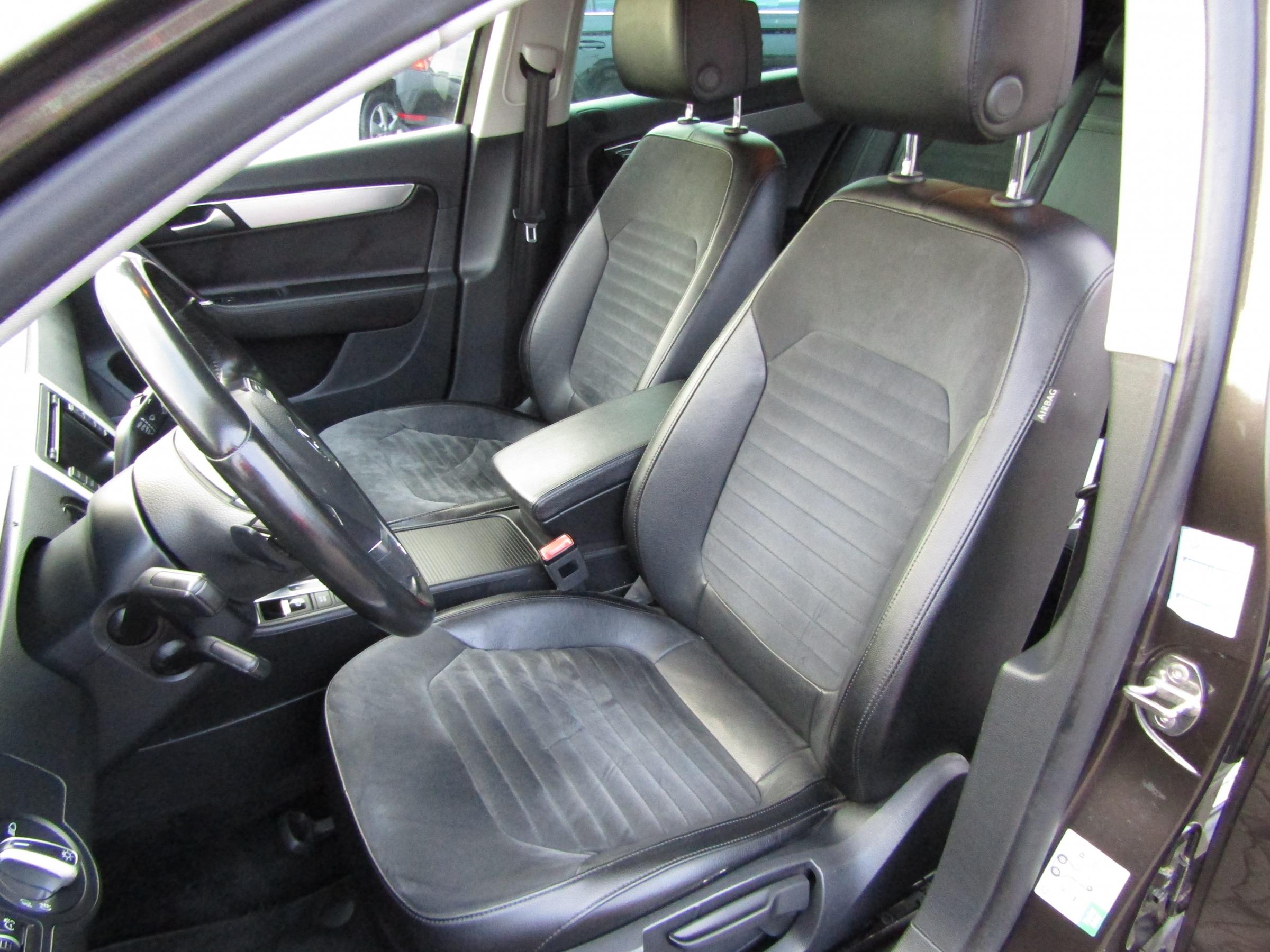 Volkswagen Passat, 2014 - pohled č. 9