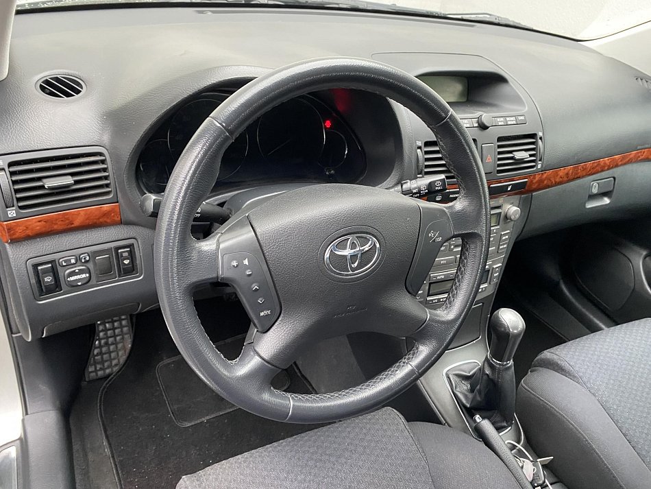 Toyota Avensis 1.8VVT-i Executive