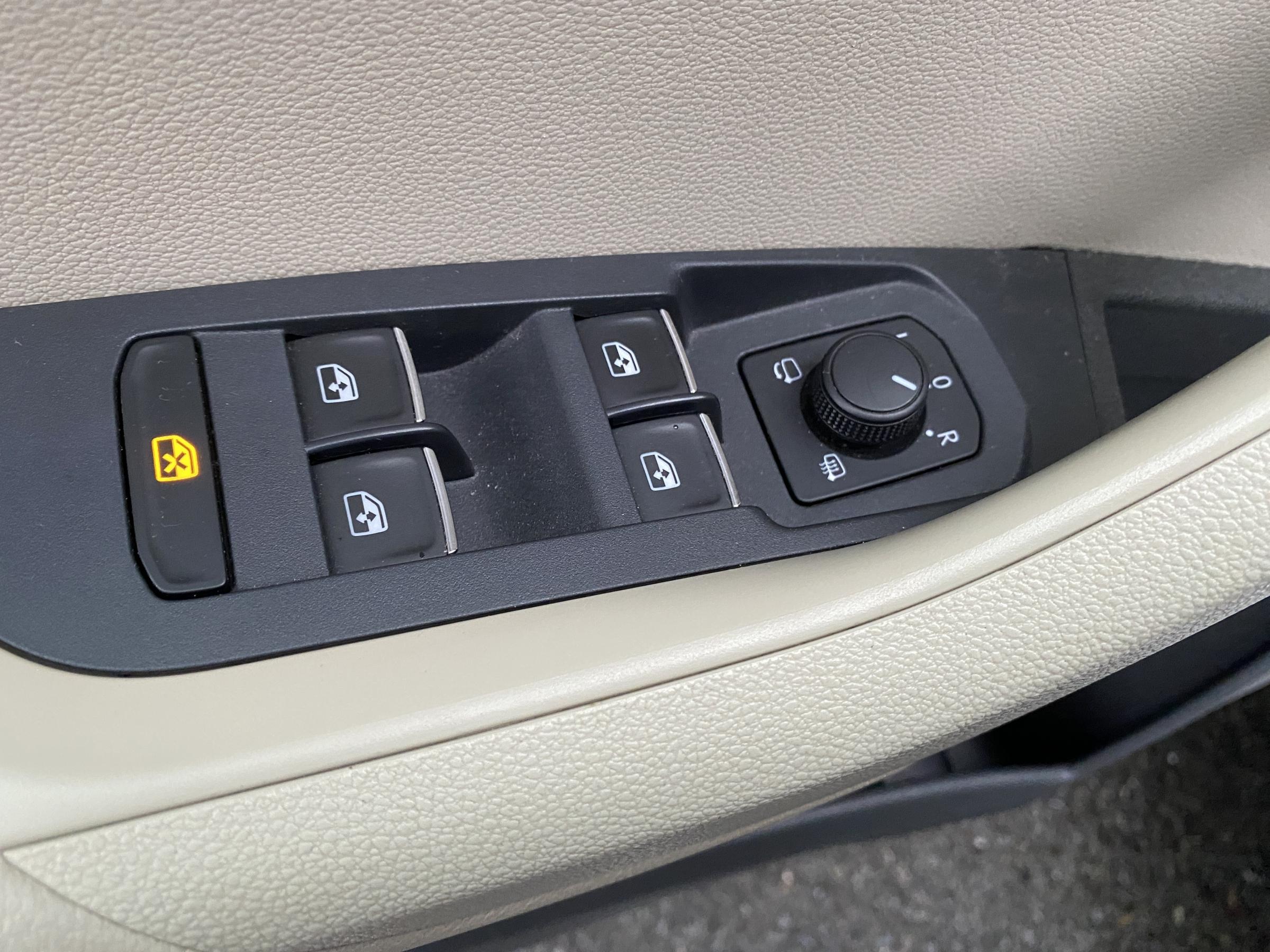 Škoda Karoq, 2018 - pohled č. 11