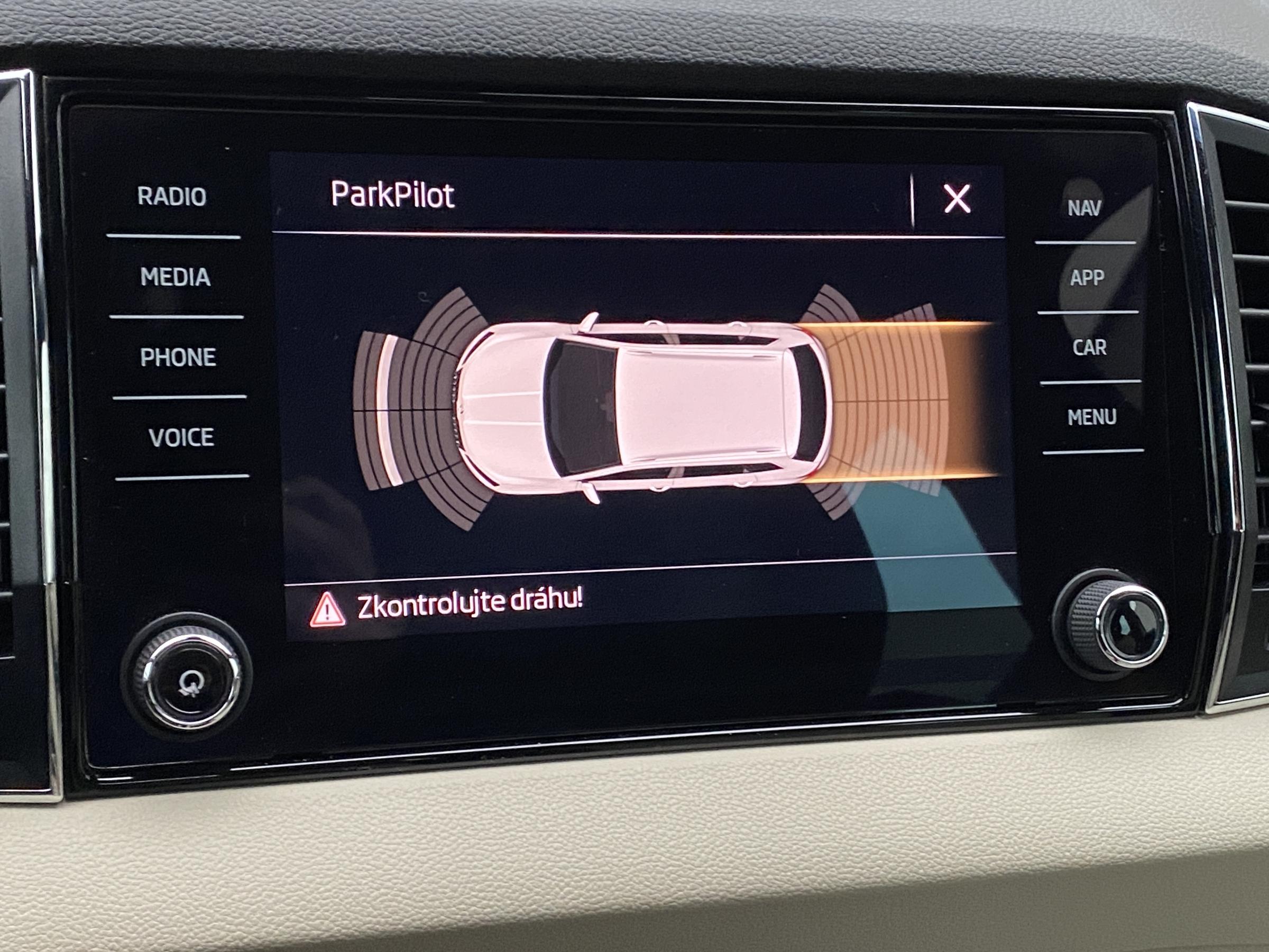 Škoda Karoq, 2018 - pohled č. 16