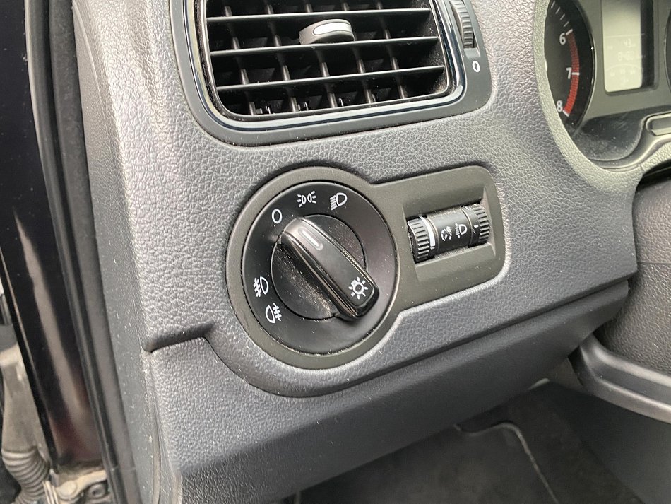 Volkswagen Polo 1.2 TSi Match