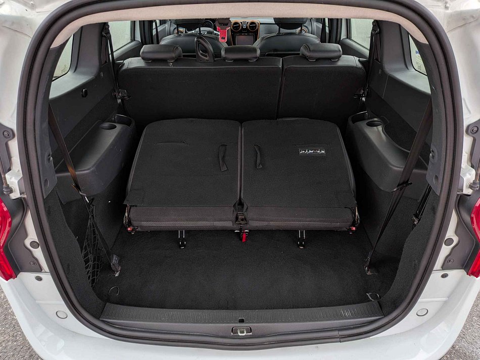 Dacia Lodgy 1.6i Stepway