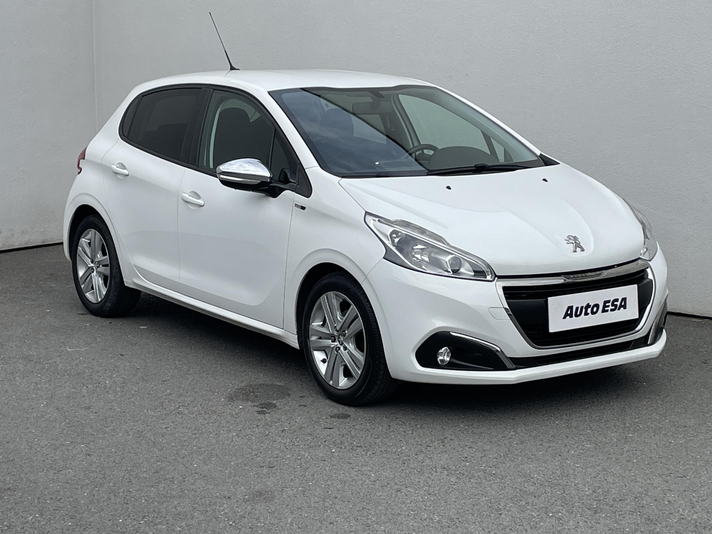 Peugeot 208, 2016 - celkový pohled