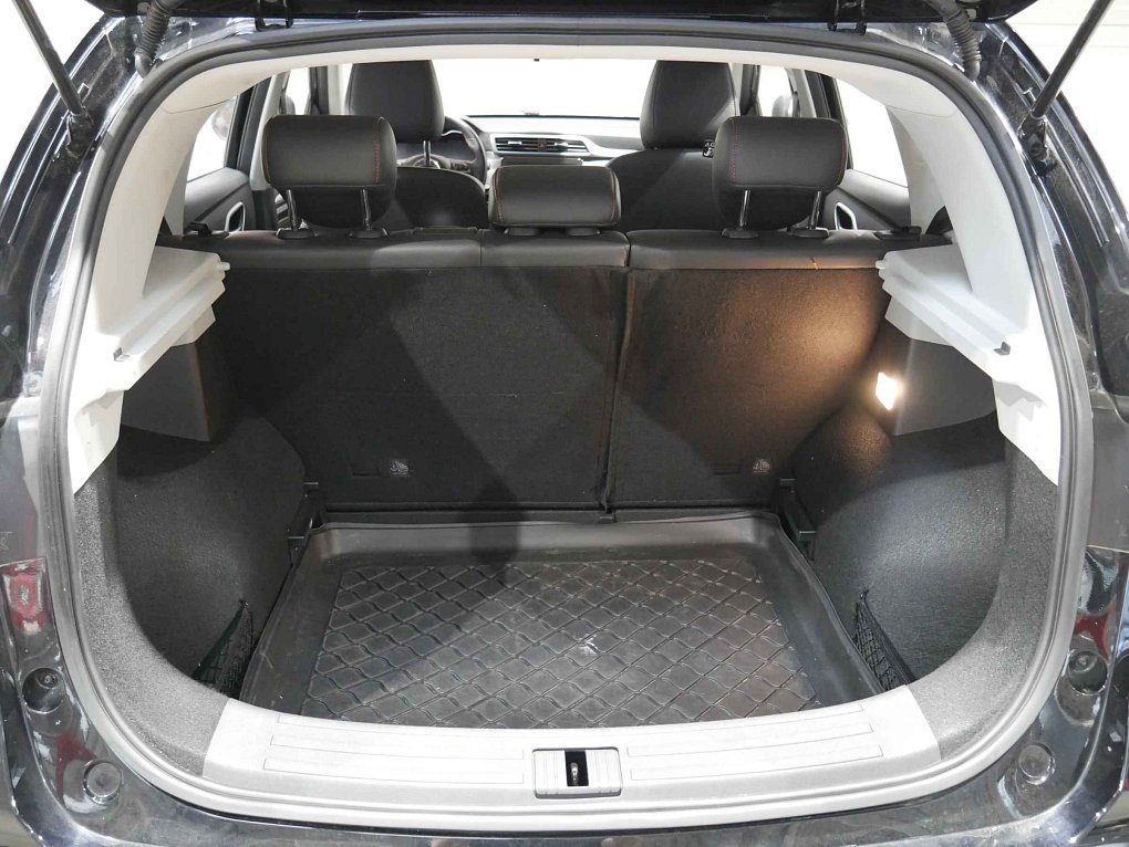 MG ZS 1.5 