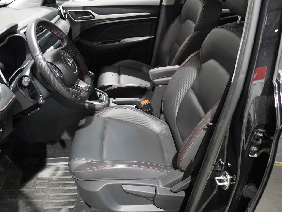 MG ZS 1.5 