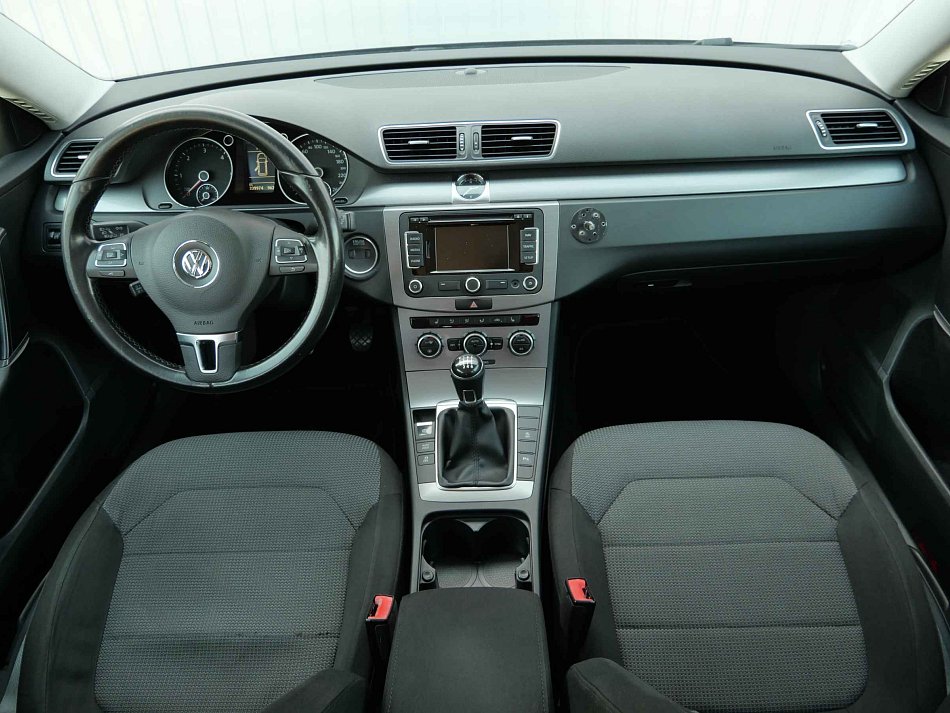 Volkswagen Passat 2.0 TDi 