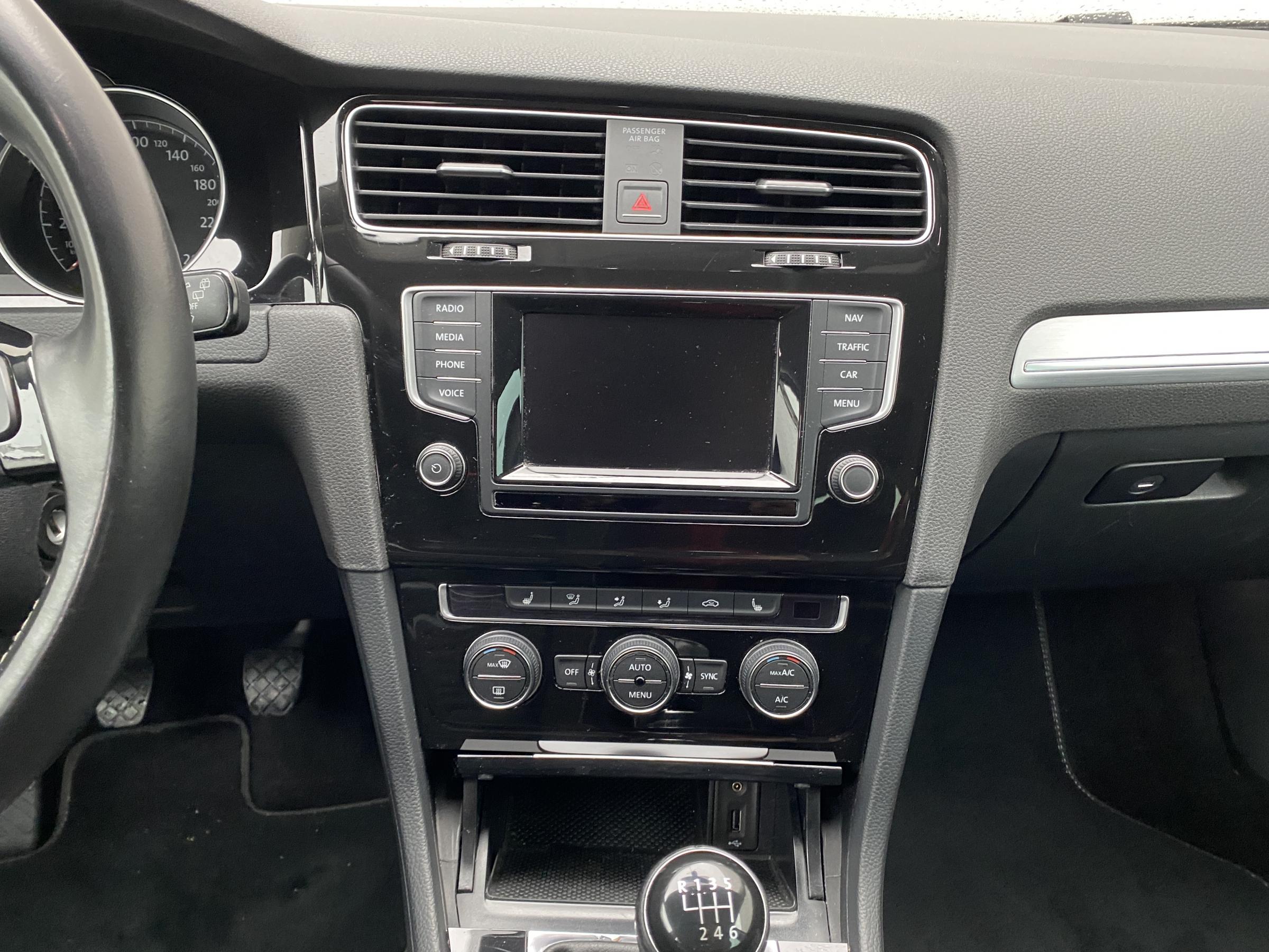 Volkswagen Golf, 2015 - pohled č. 12