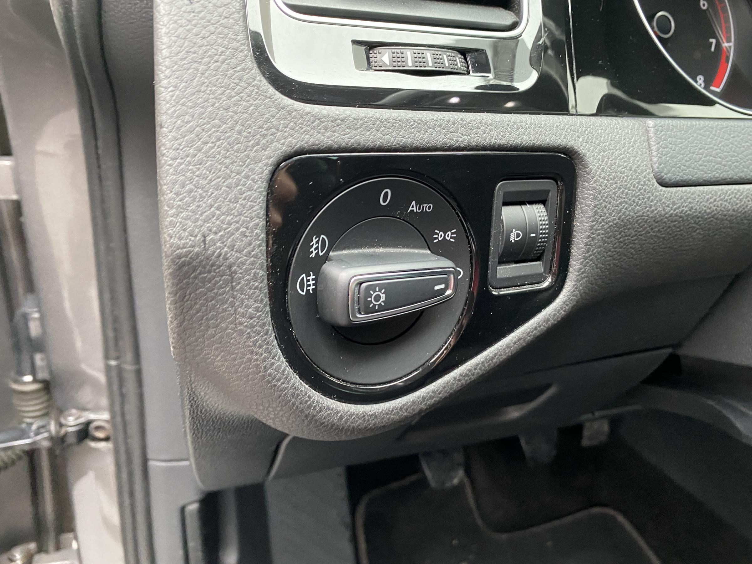 Volkswagen Golf, 2015 - pohled č. 15