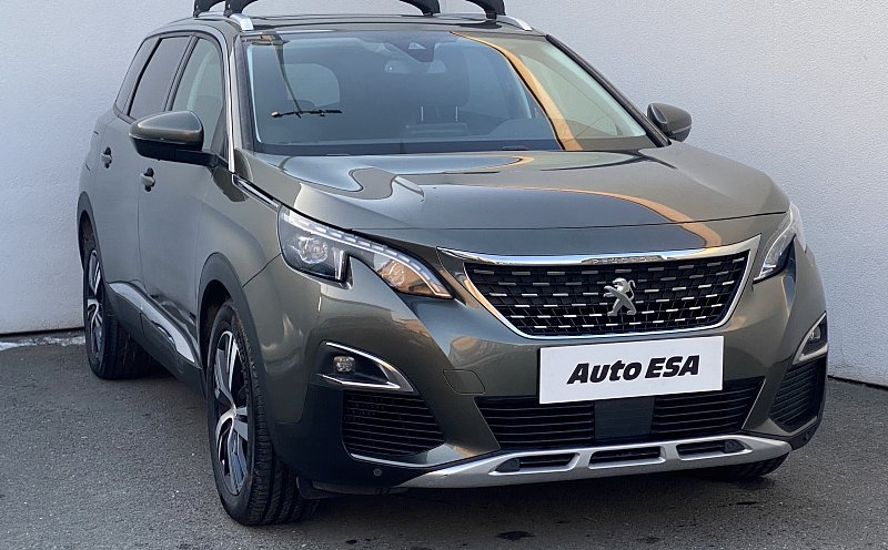 Peugeot 5008 1.5 HDi Allure 7míst