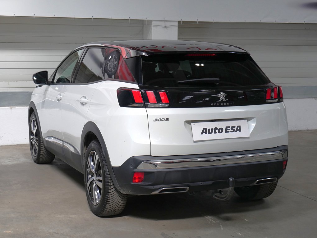 Peugeot 3008 1.2 PT Allure