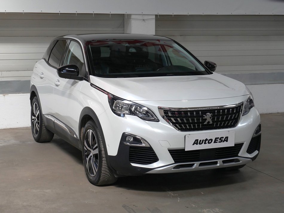 Peugeot 3008 1.2 PT Allure