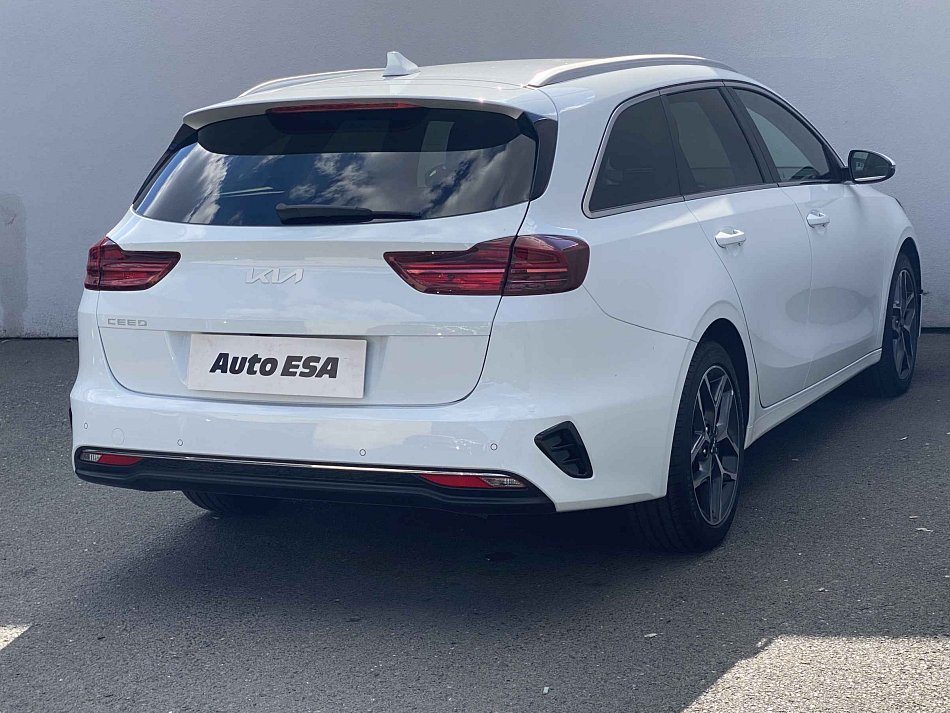 Kia Ceed 1.5T-GDi TOP SW