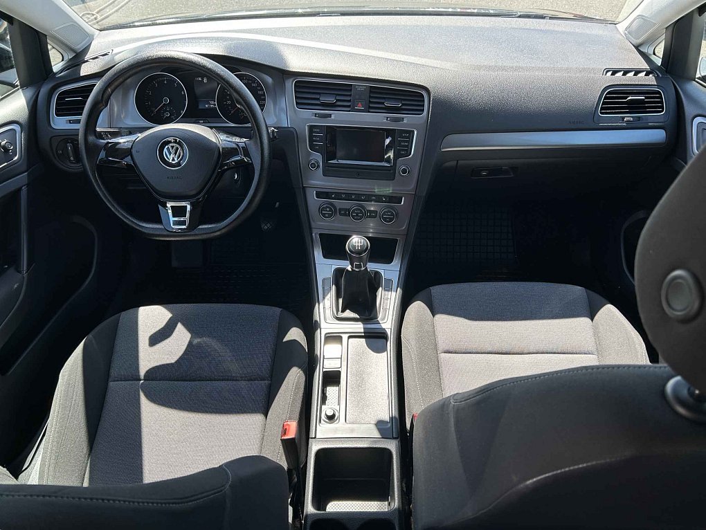 Volkswagen Golf 1.2i 